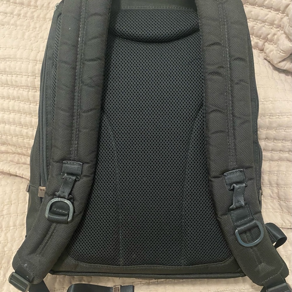 TUMI Charcoal Men's Backpack with Leather detail - Picture 10 of 16